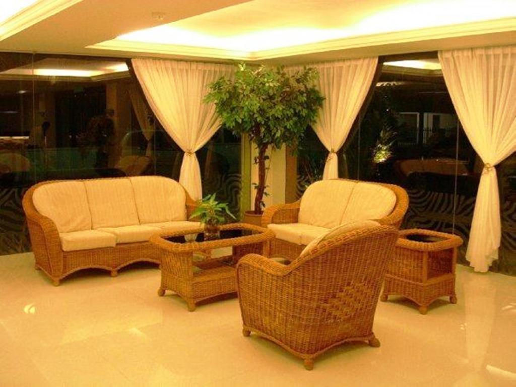 Casuarina Hotel Kota Kinabalu Extérieur photo