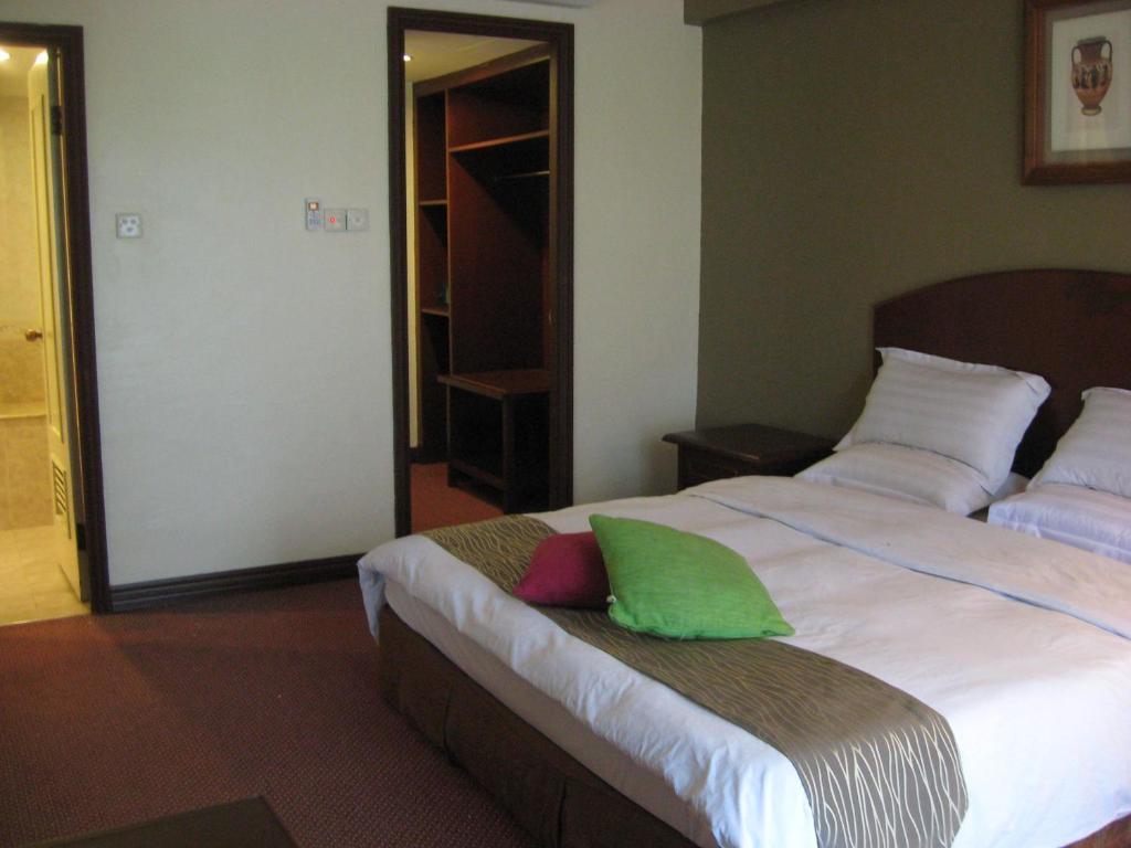 Casuarina Hotel Kota Kinabalu Chambre photo